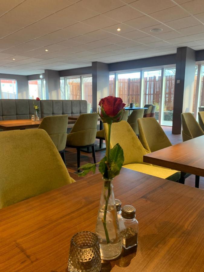 Hotel Bifroest Екстер'єр фото