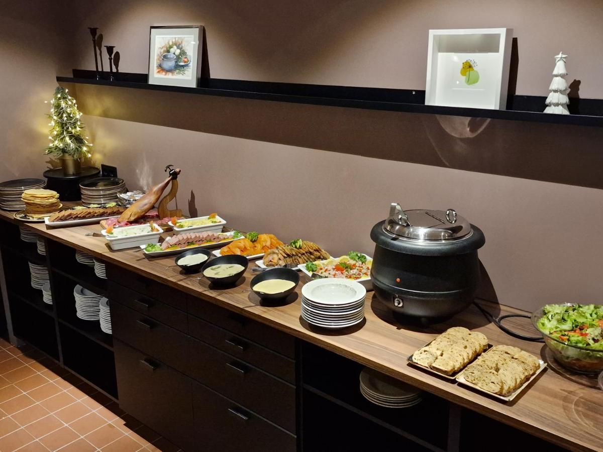 Hotel Bifroest Екстер'єр фото