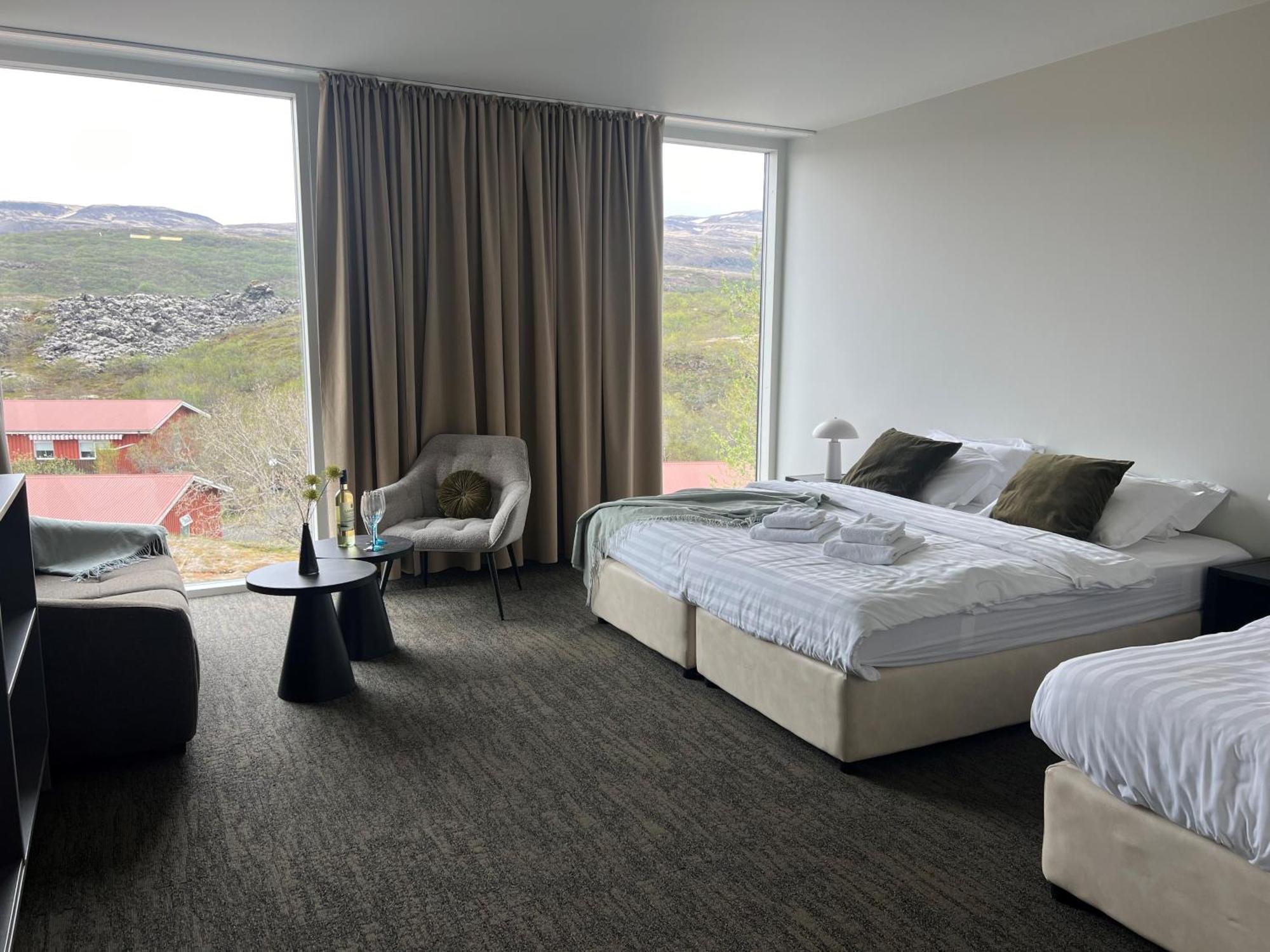 Hotel Bifroest Екстер'єр фото