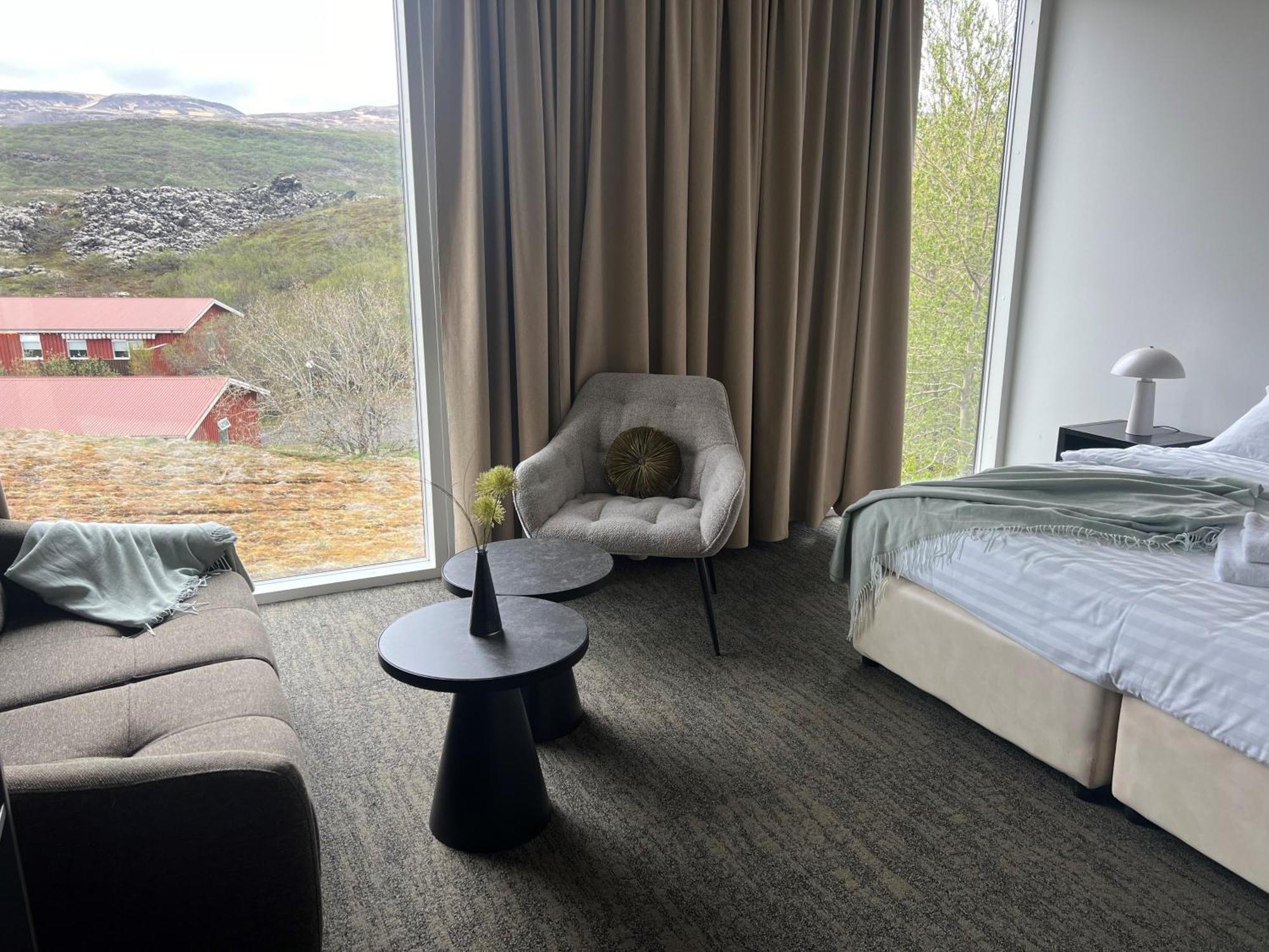 Hotel Bifroest Екстер'єр фото
